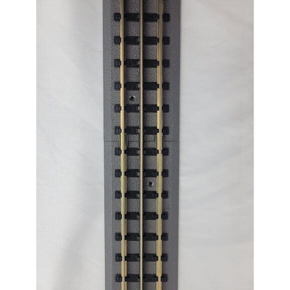 MTH O GAUGE THREE RAIL #6019.289 30" STRAIGHT TRACK LOT (2) LOT #5 - Picture 4 of 6
